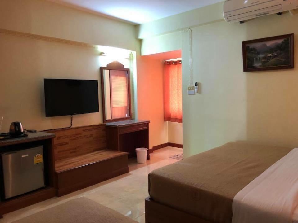 Lisa Chiang Mai Exterior foto